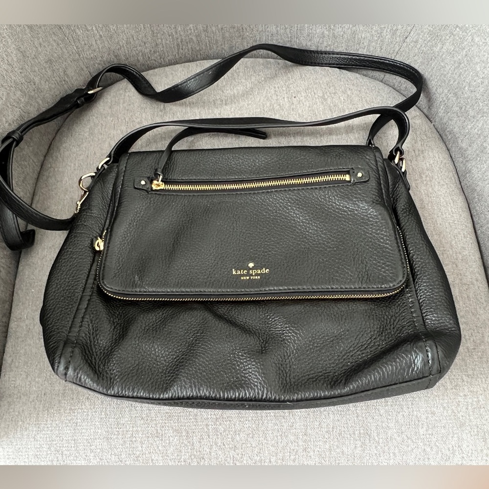 Kate spade pebbled leather shoulder/crossbody